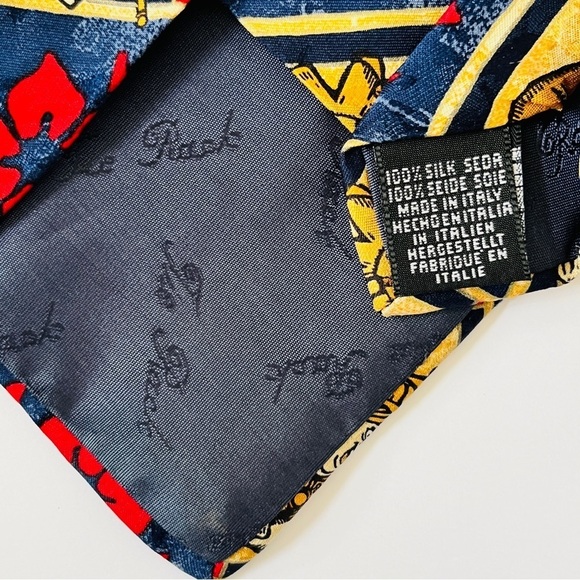 Disney Huntchback of Notre-Dame Novelty Print Tie 100% Silk - Picture 4 of 7